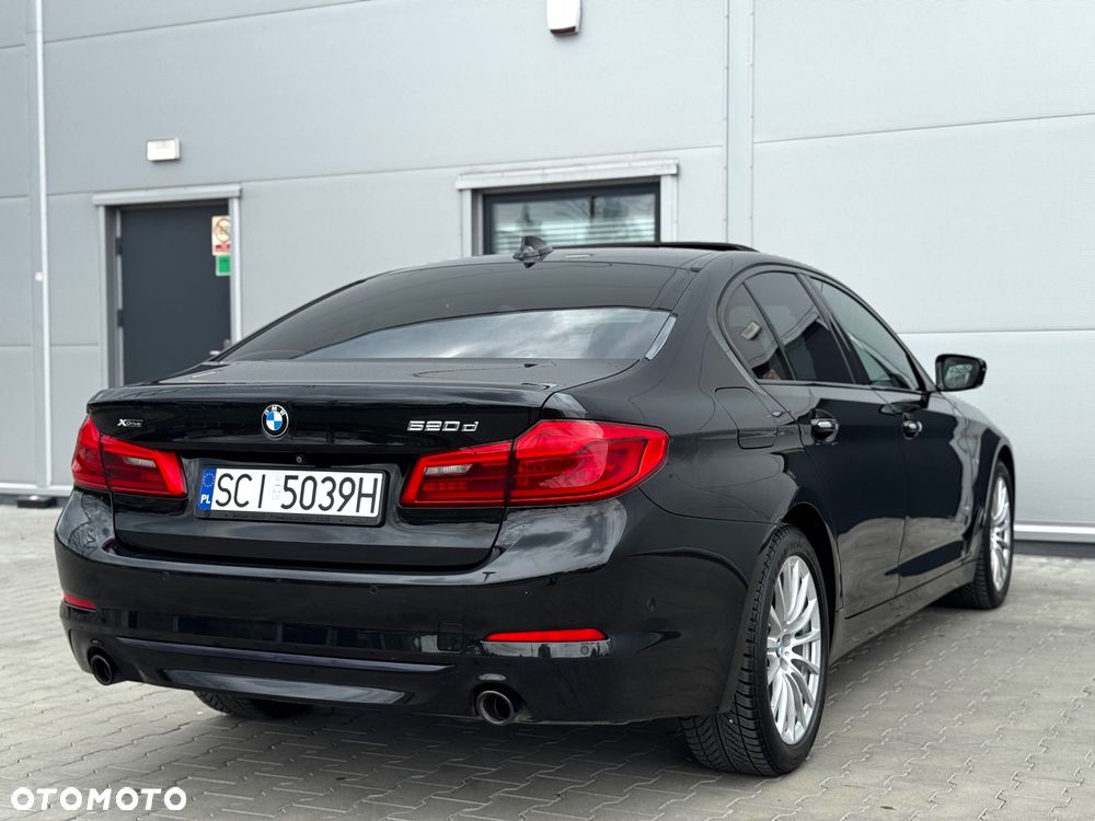 BMW Seria 5 520d Sport Line - 7