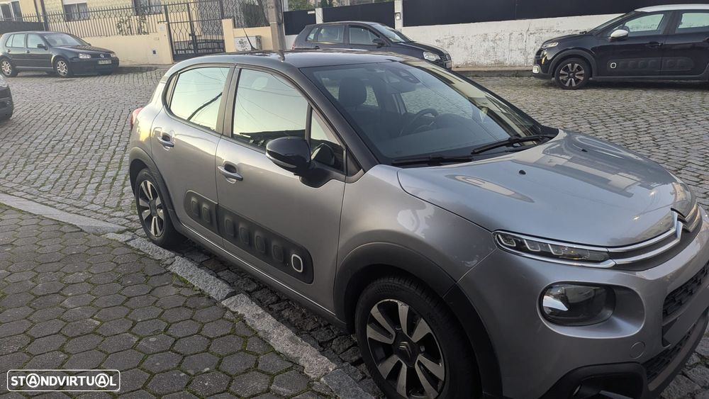 Citroën C3 1.2 PureTech Shine - 3