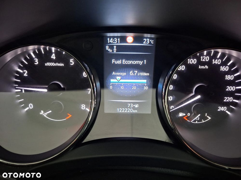 Nissan Qashqai 1.6 DIG-T Tekna - 10