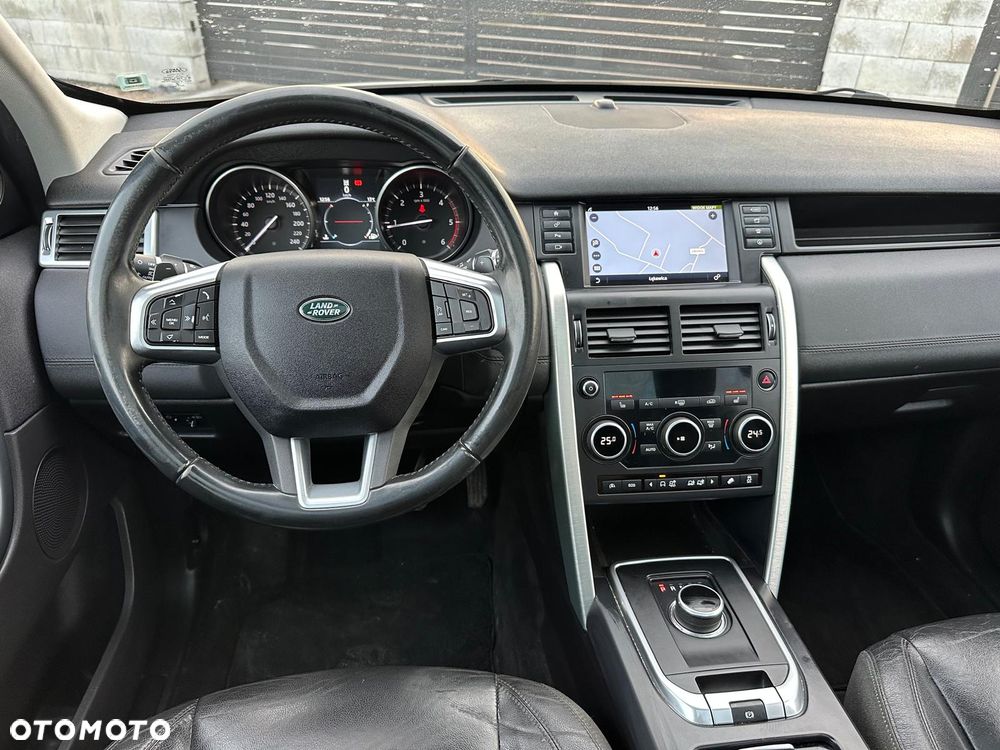 Land Rover Discovery Sport - 9