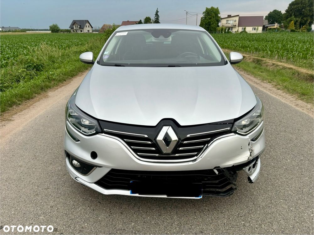 Renault Megane TCe 140 GPF LIMITED - 17