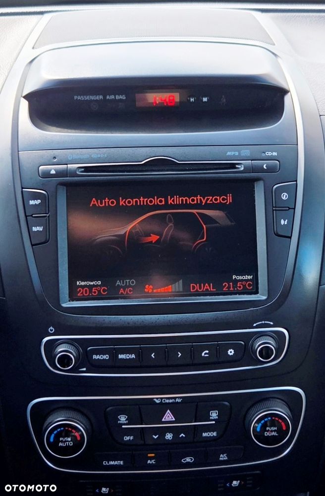 Kia Sorento 2.0 CRDI XL 7os - 40