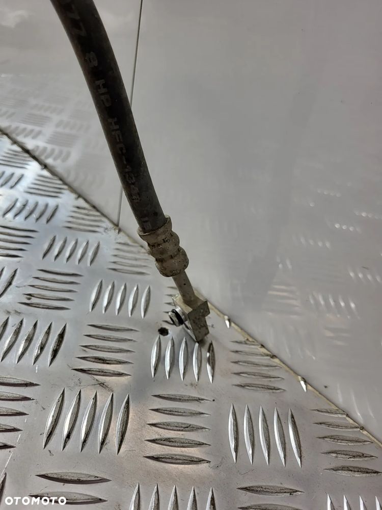 Suzuki Grand Vitara II 1.9 DDIS Przewód Klimatyzacji - 4