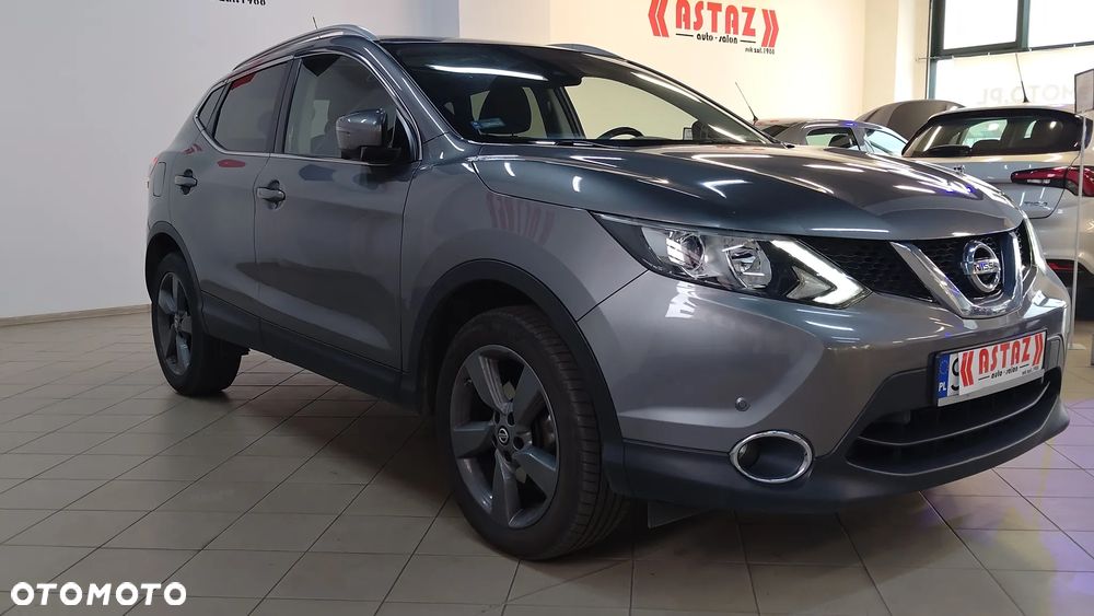 Nissan Qashqai 1.6 DIG-T N-Connecta - 2