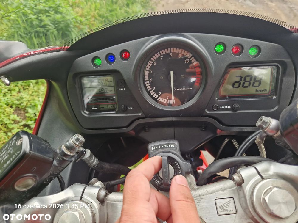 Honda CBR - 21