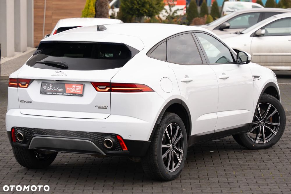 Jaguar E-Pace - 11