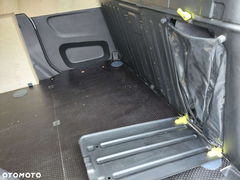 Toyota PROACE CITY - 19