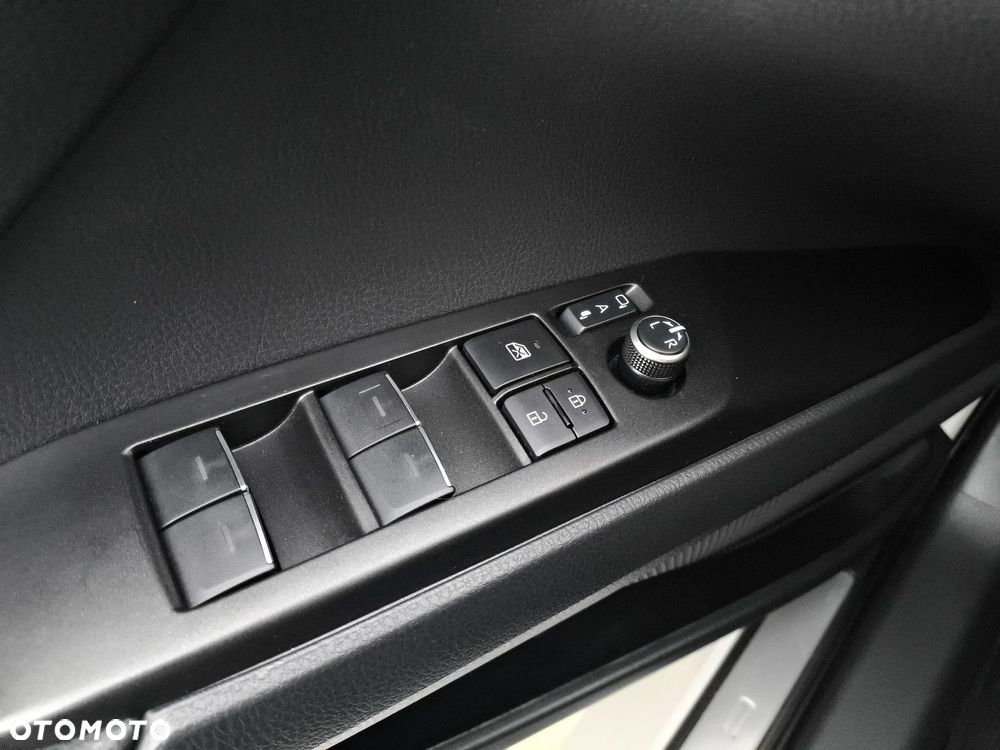 Toyota Camry 2.5 Hybrid Executive CVT - 20