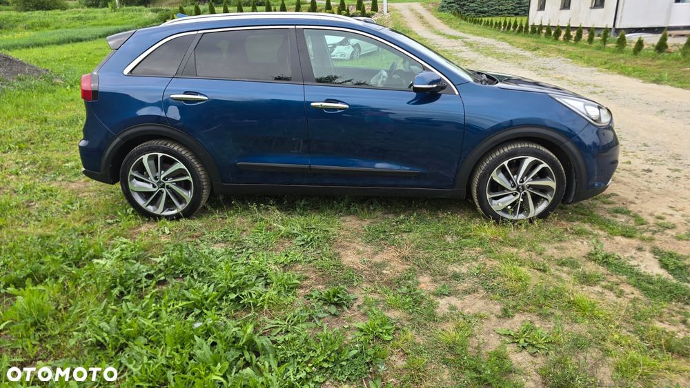 Kia Niro 1.6 GDI HEV 2WD OPF Edition 7 - 12