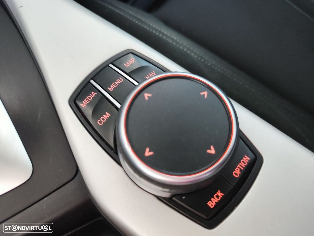 BMW 120 d xDrive Line Sport - 29