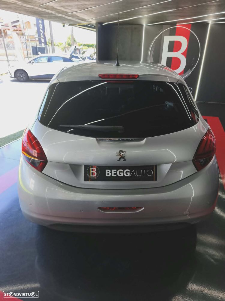 Peugeot 208 1.6 BlueHDi Style - 25