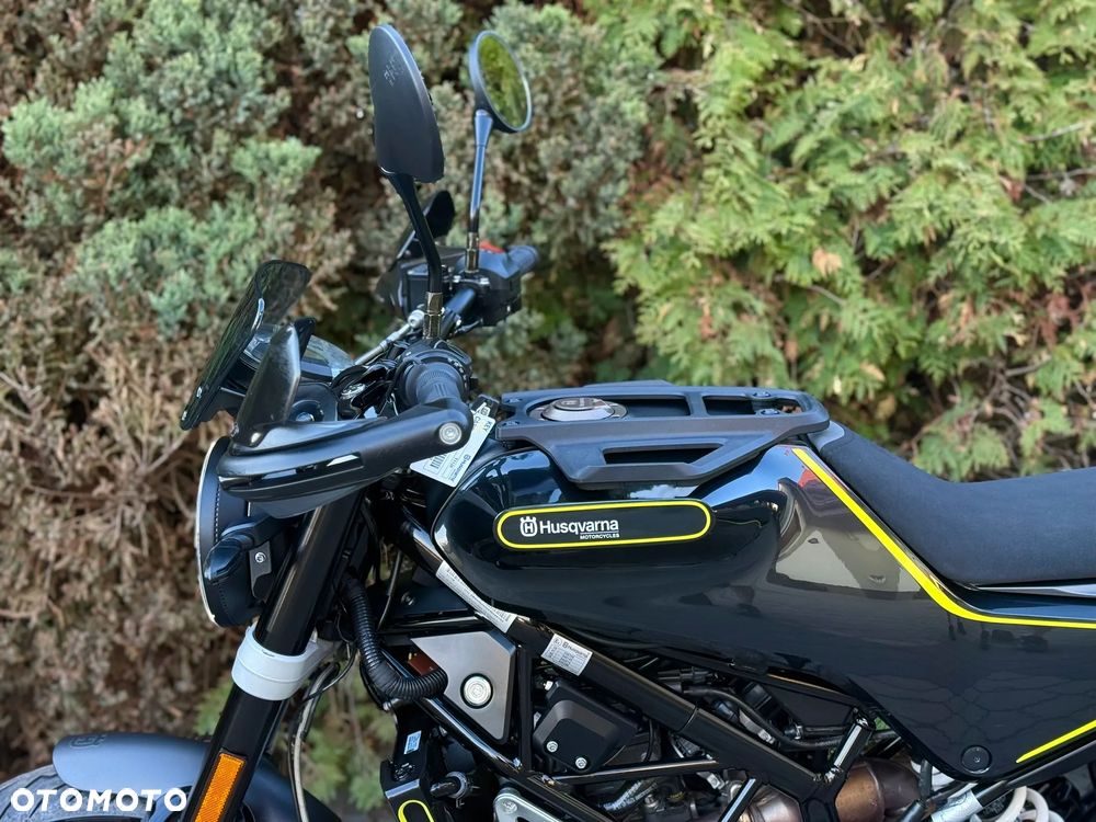 Husqvarna Svartpilen - 28