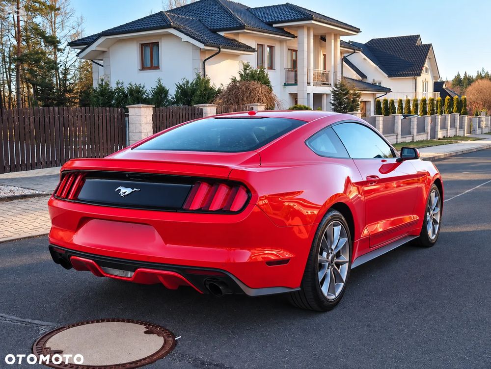 Ford Mustang 3.7 V6 - 8
