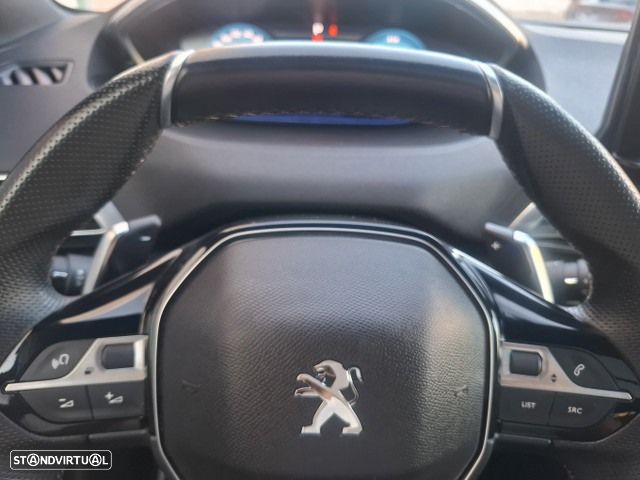 Peugeot 3008 225 e-EAT8 GT - 25