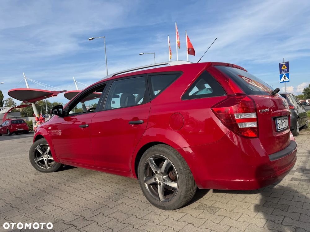 Kia Ceed ver-1-4-comfort - 7