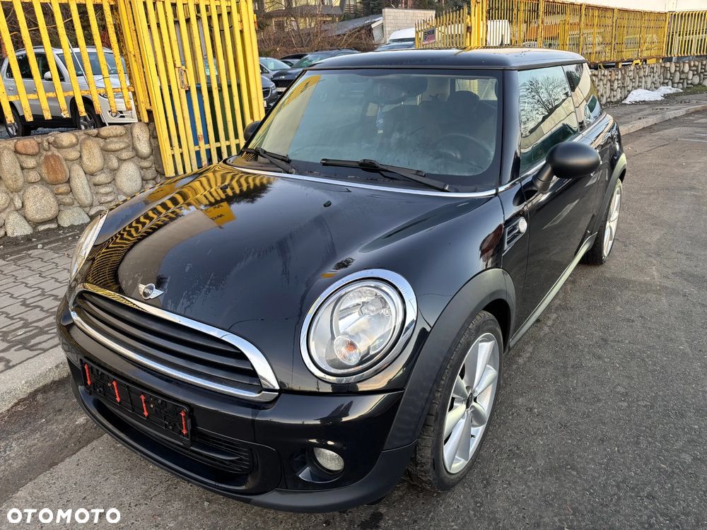 MINI ONE Brick Lane - 1