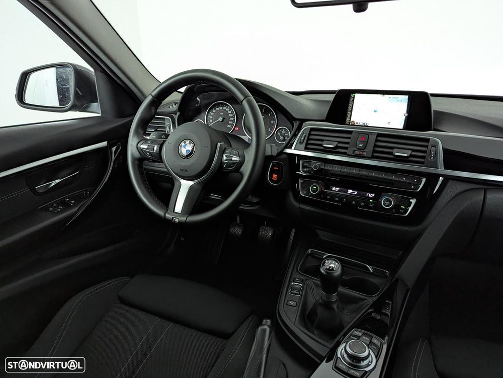 BMW 318 d Line Sport - 19