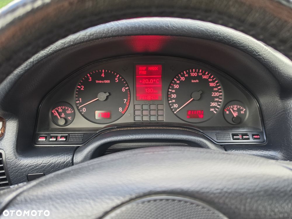 Audi A8 - 7