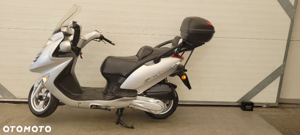 Kymco Dink - 11