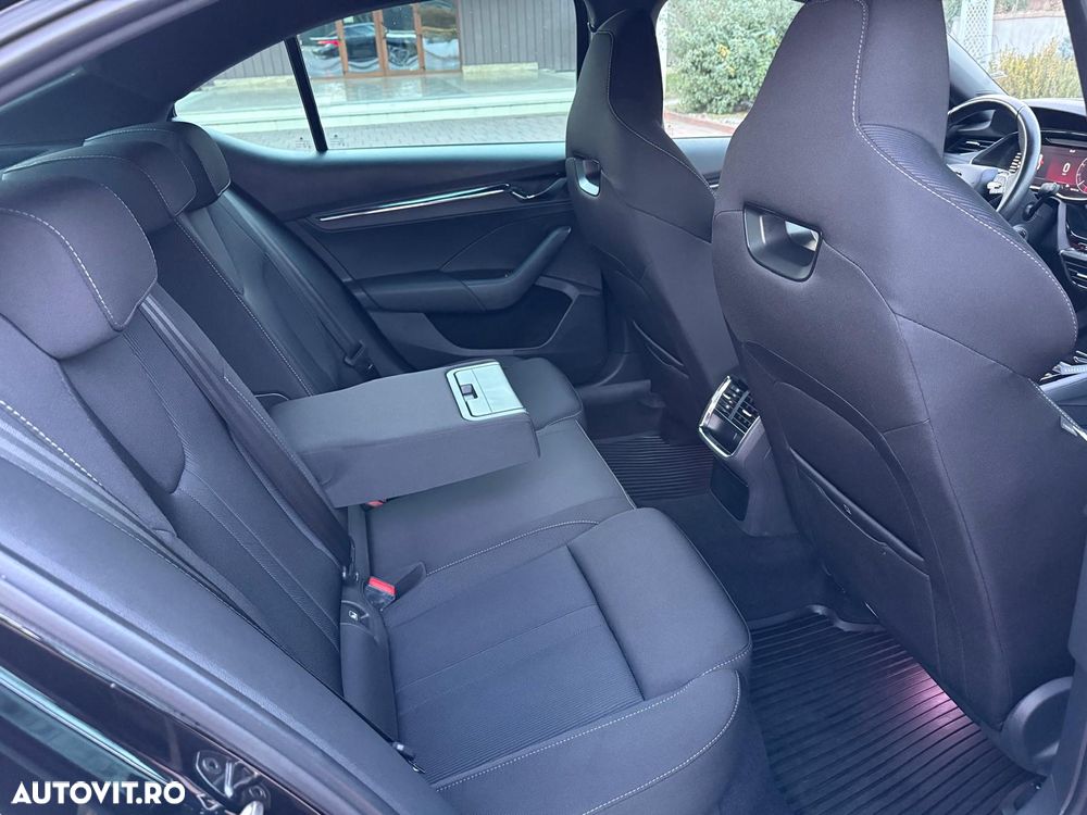 Skoda Octavia 1.4 TSI DSG Sportline - 20