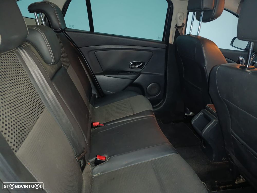 Renault Mégane 1.5 dCi Dynamique - 7