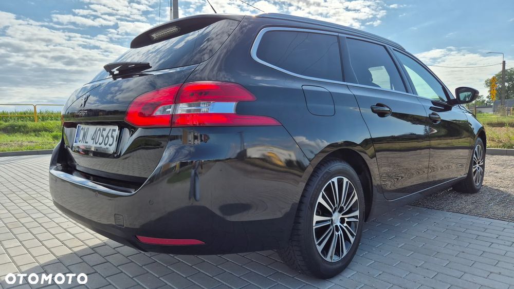 Peugeot 308 - 4