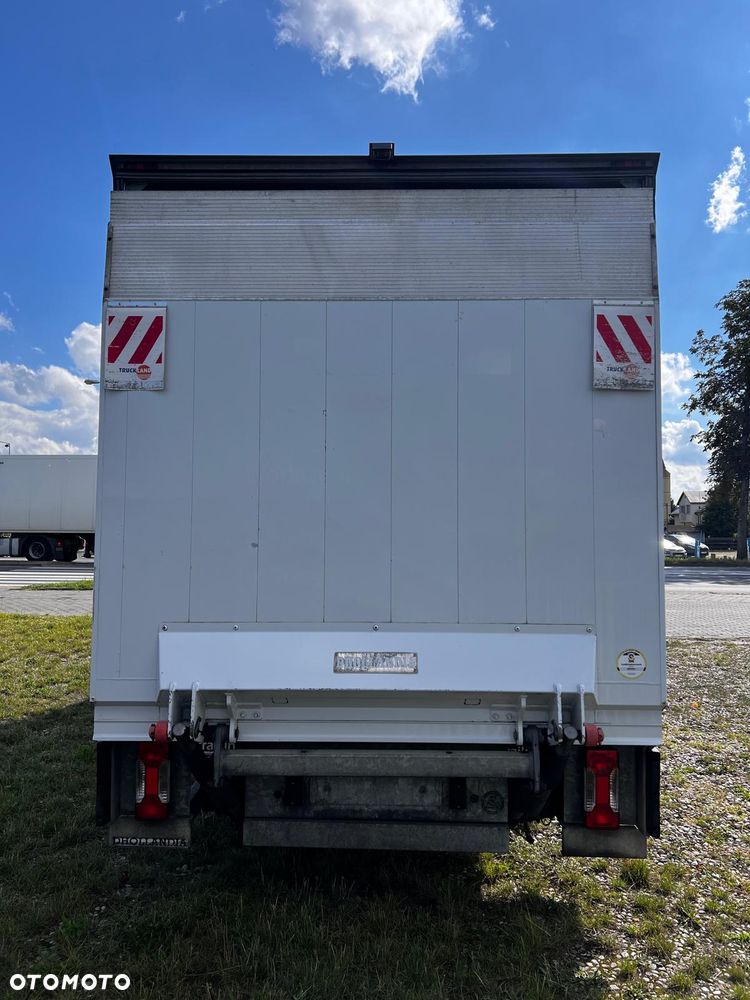Iveco 70c18 Kontener+Winda - 8