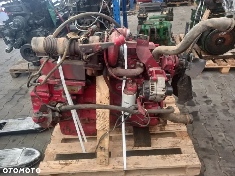 Silnik Cummins QSB5.9-190 McCormick XTX215 - 2