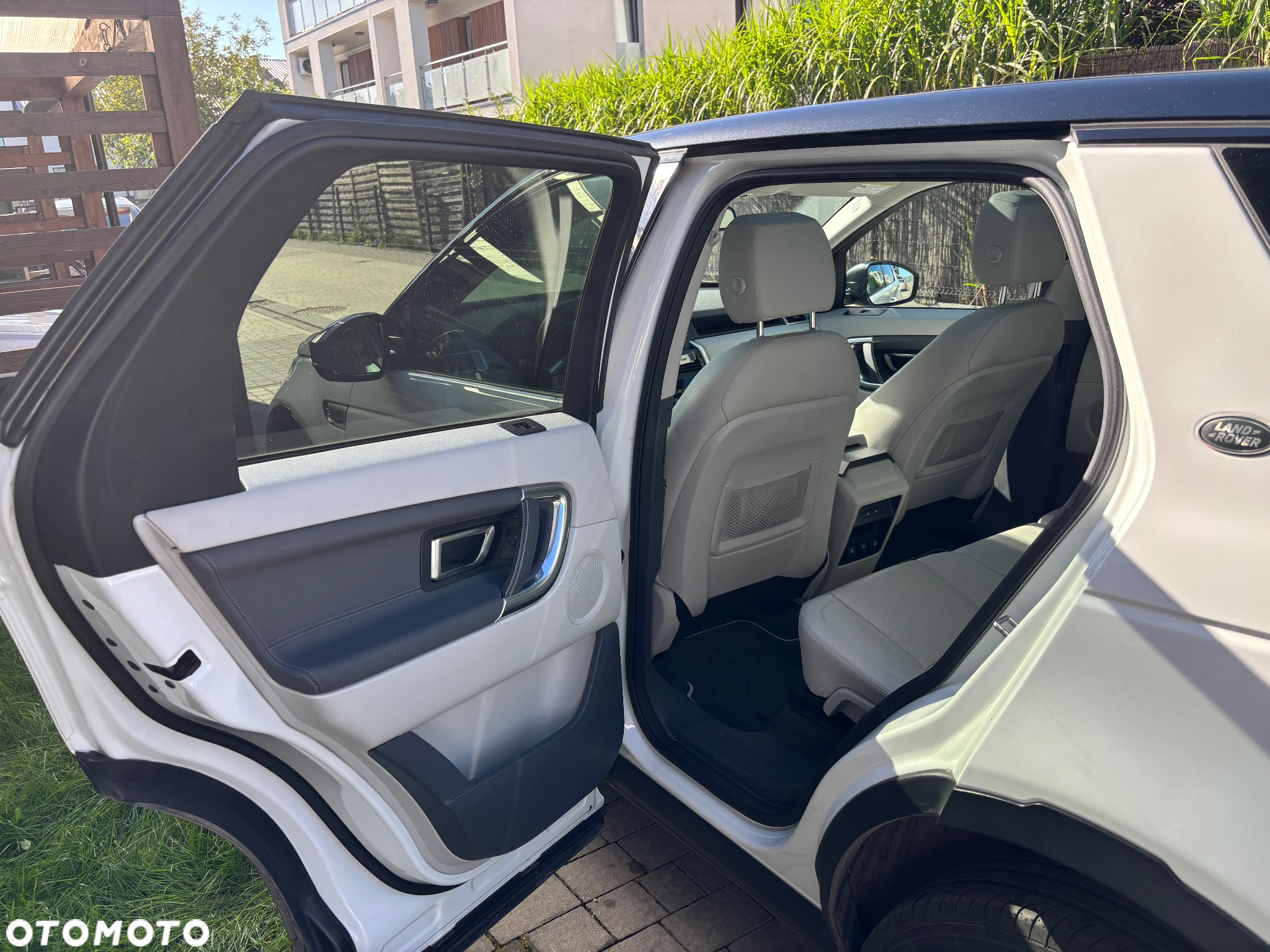 Land Rover Discovery Sport 2.0 Si4 HSE - 13