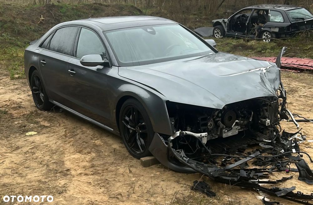 Audi A8 4.0 TFSI L Quattro - 7