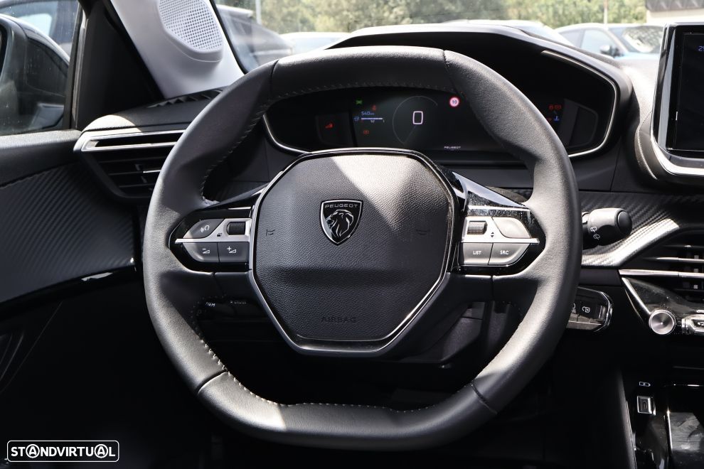 Peugeot 208 1.2 PureTech Allure - 15