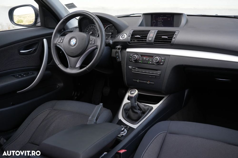 BMW Seria 1 120d - 12