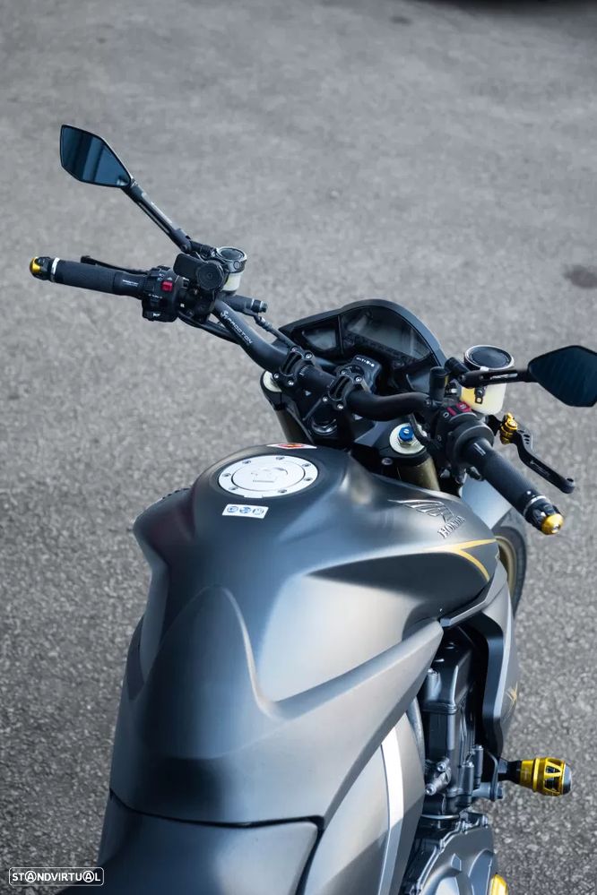 Honda CB CB1000R - 6