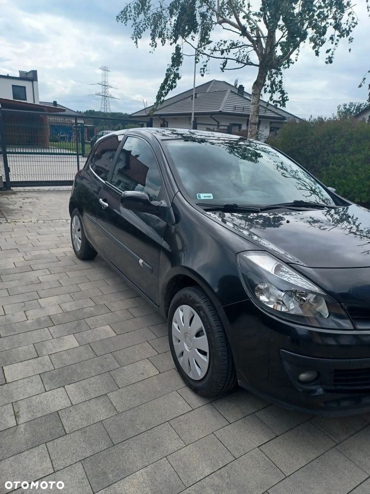 Renault Clio 1.2 16V Wind - 9