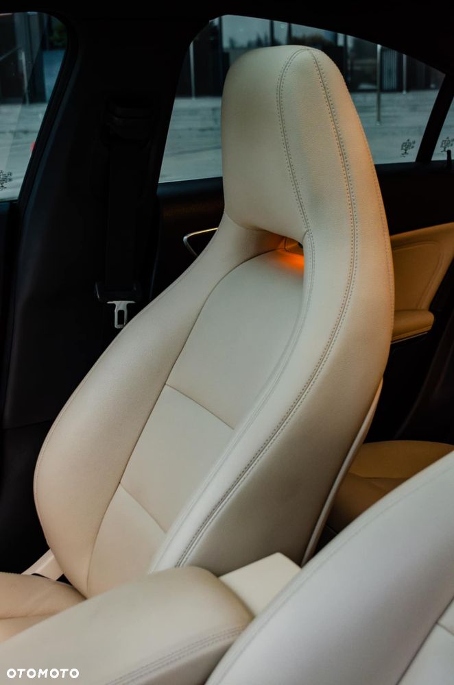 Mercedes-Benz CLA 250 7G-DCT Edition 1 - 11