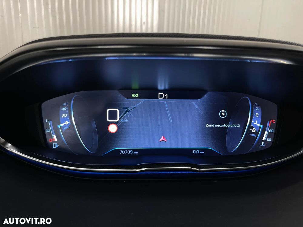 Peugeot 3008 PureTech 130 Stop & Start GPF EAT8 Active Business-Paket - 26