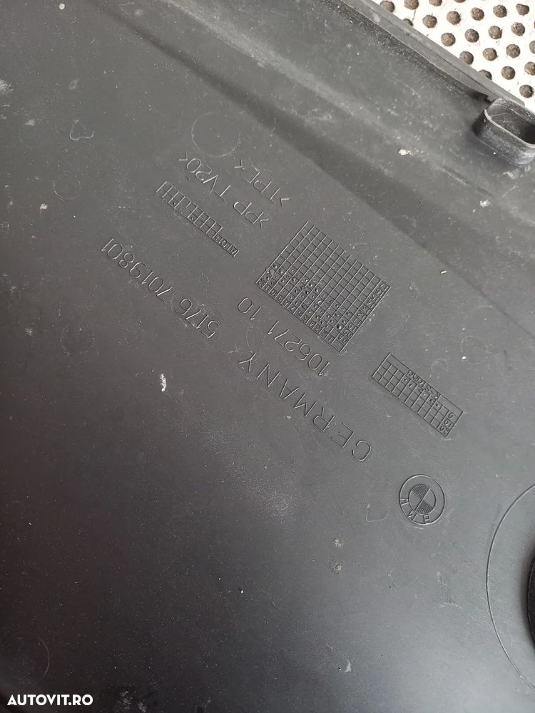 Ornament Trager Bmw Seria 7 F01 F02 F03 F04 Cod   Dezmembrez Bmw F01 Seria 7 - 7