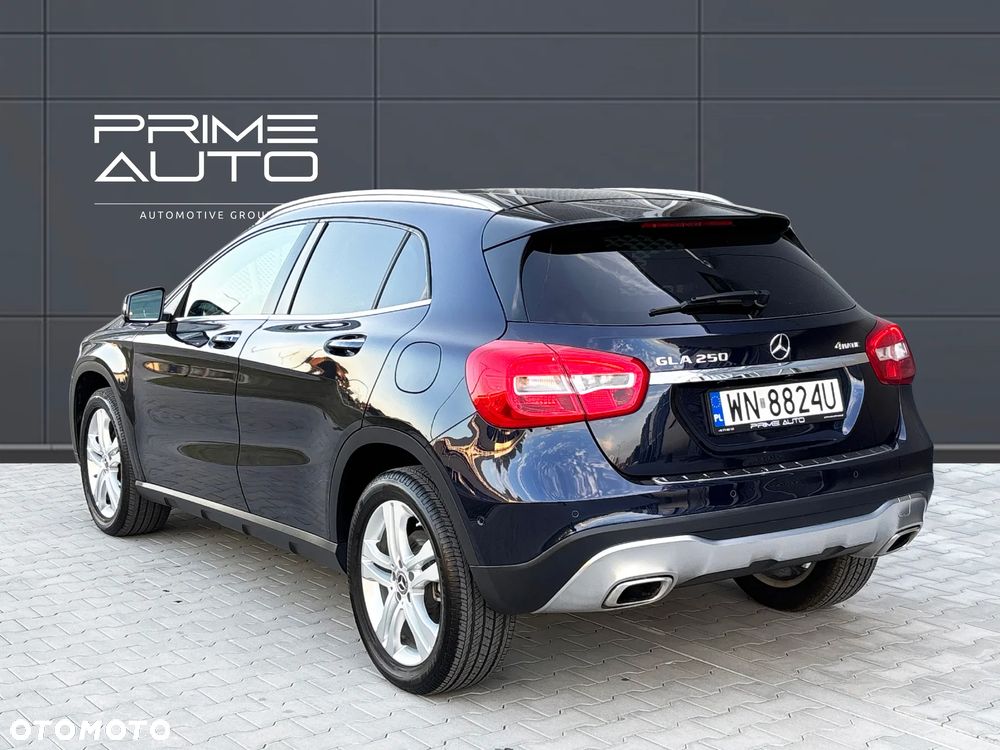 Mercedes-Benz GLA 250 4-Matic Style - 11