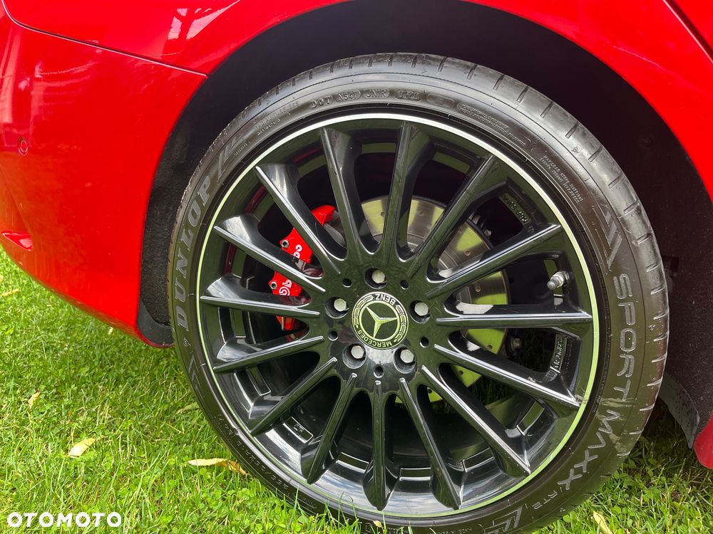 Mercedes-Benz CLA 180 AMG Line - 19