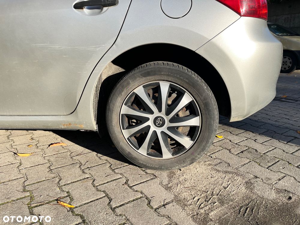 Toyota Auris - 8