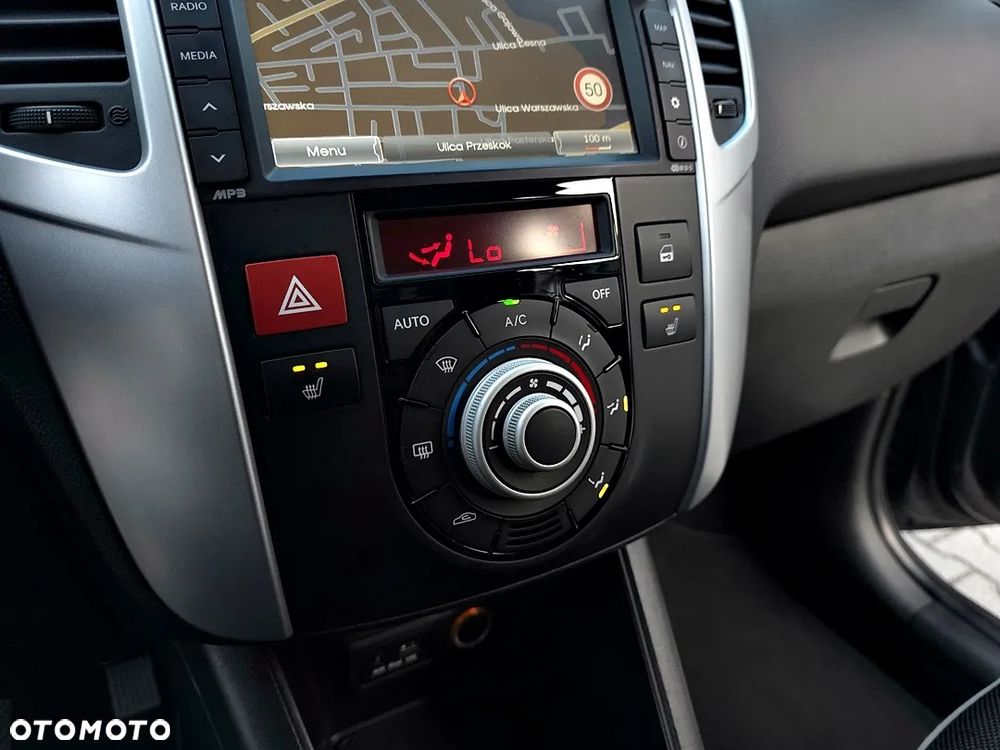Kia Venga 1.6 CRDi 128 Platinum Edition - 34