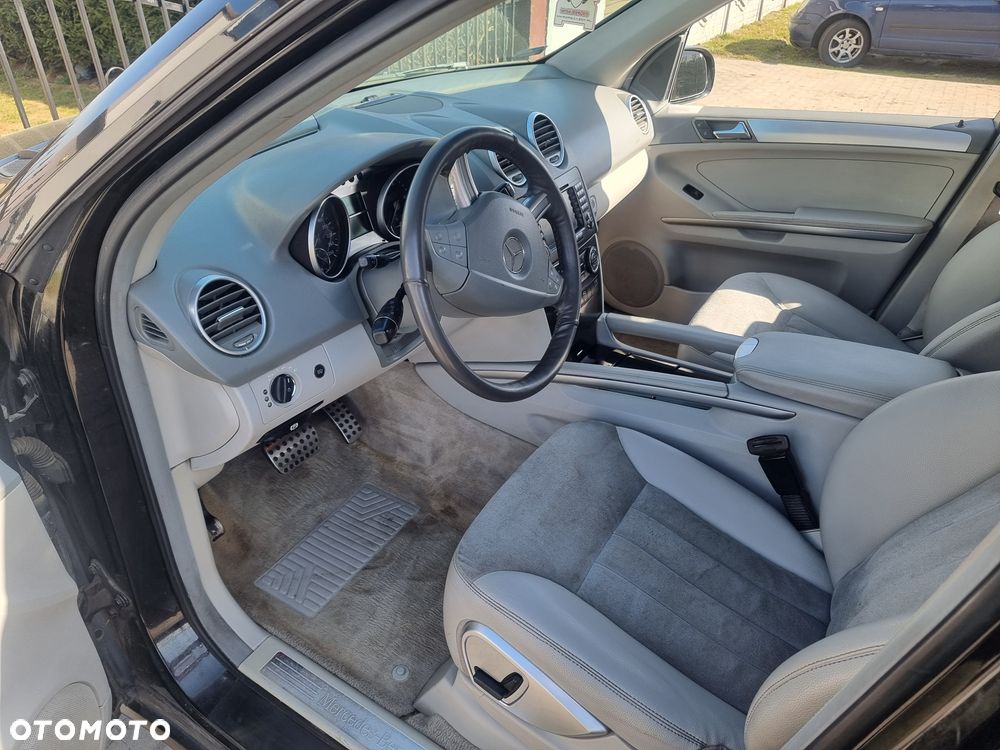 Mercedes-Benz ML - 6
