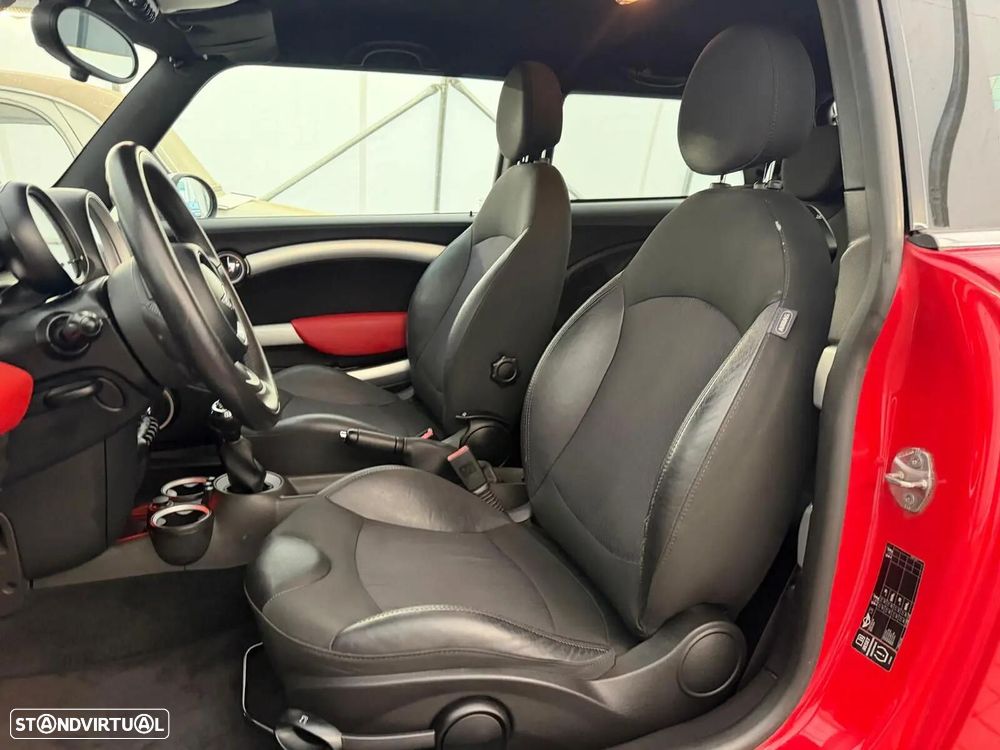 MINI 3 Portas Cooper D - 14