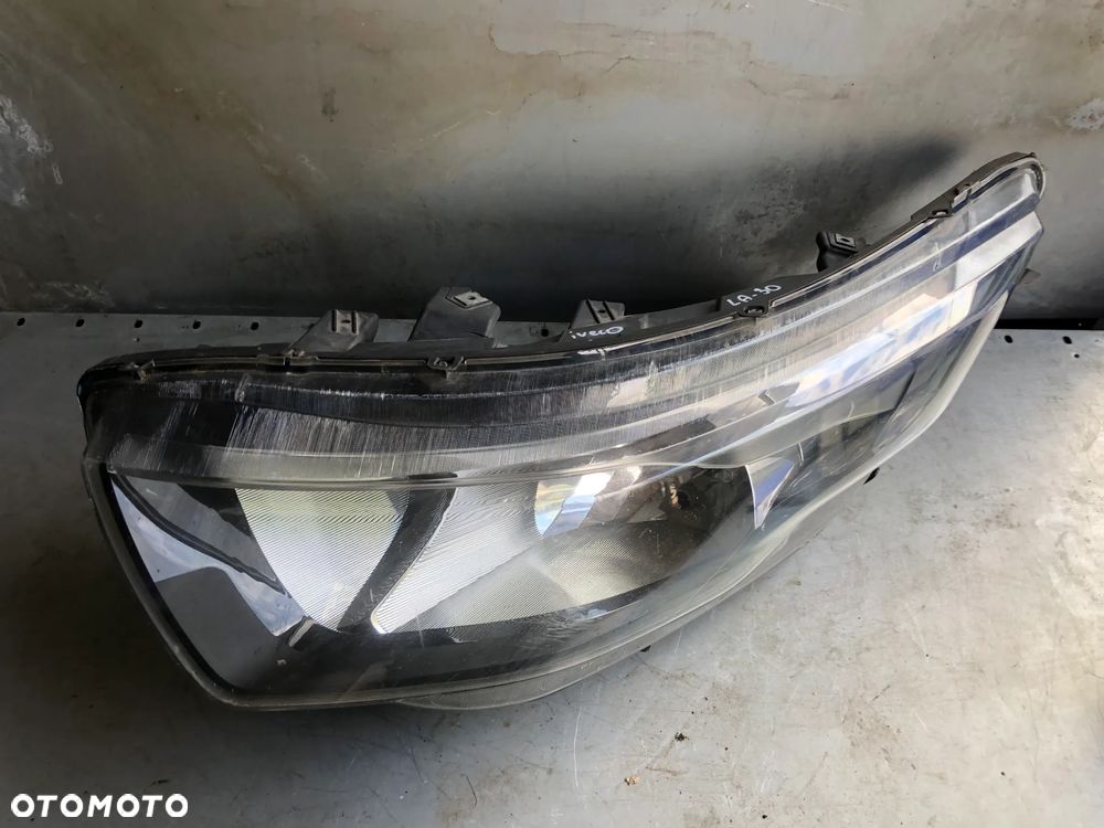 LA-30 . Lampa Lewy Przód 47910748 Iveco Daily IV 2014- - Gwarancja Wysyłka - 2