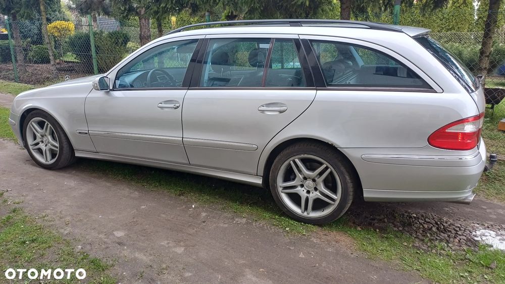 Mercedes-Benz Klasa E 500 Avantgarde Sport Edition - 10