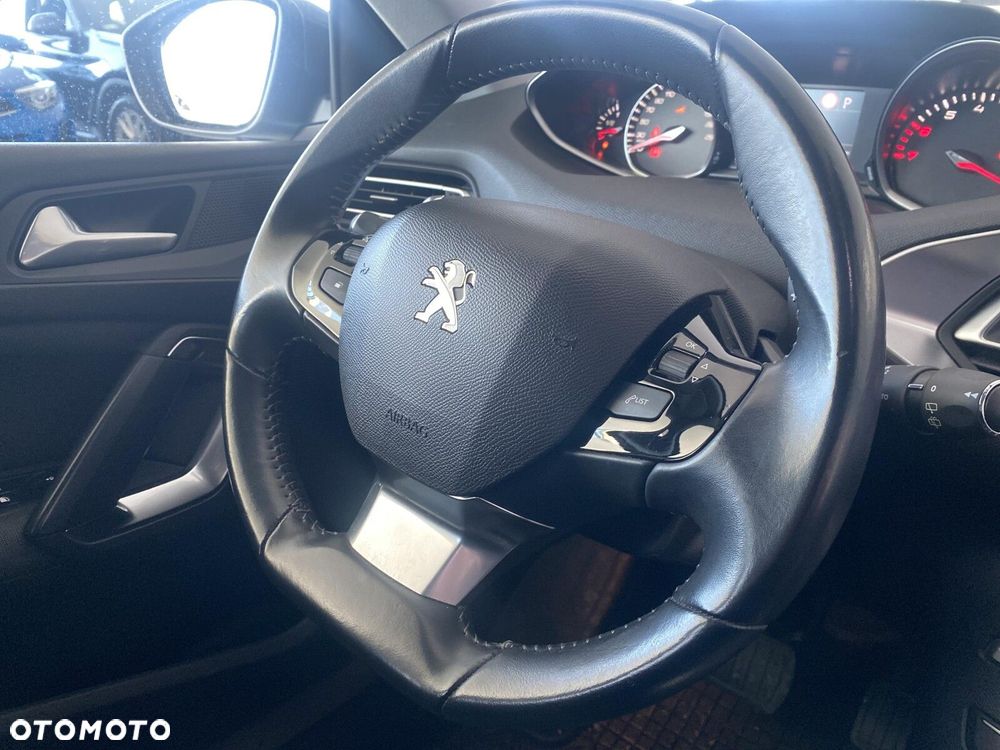 Peugeot 308 - 24