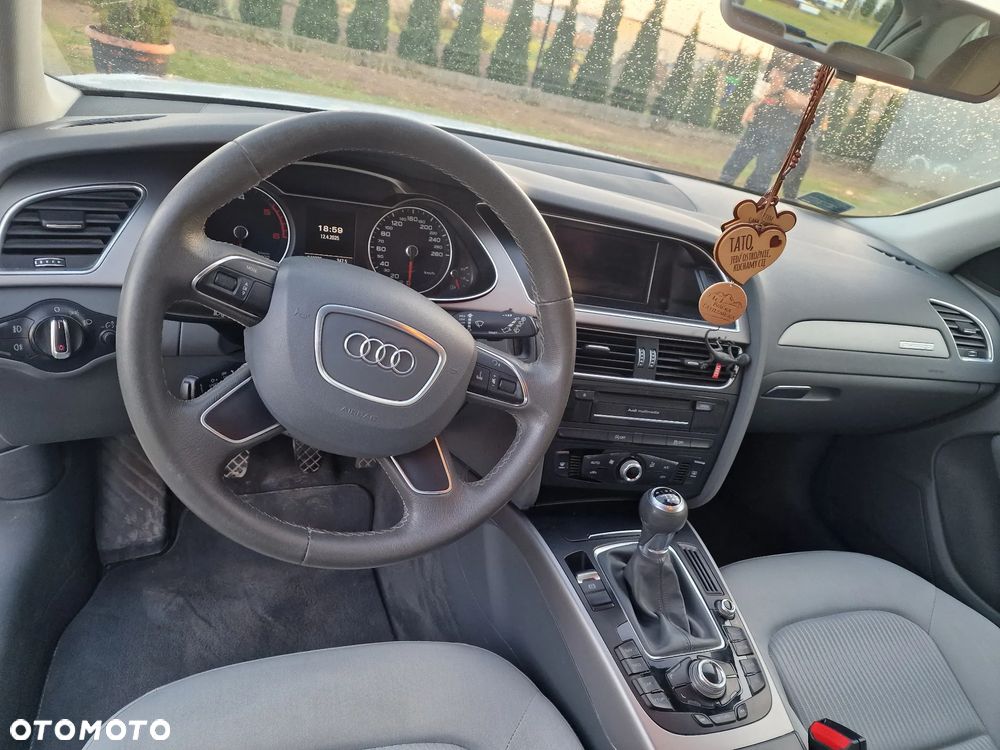 Audi A4 Avant - 13