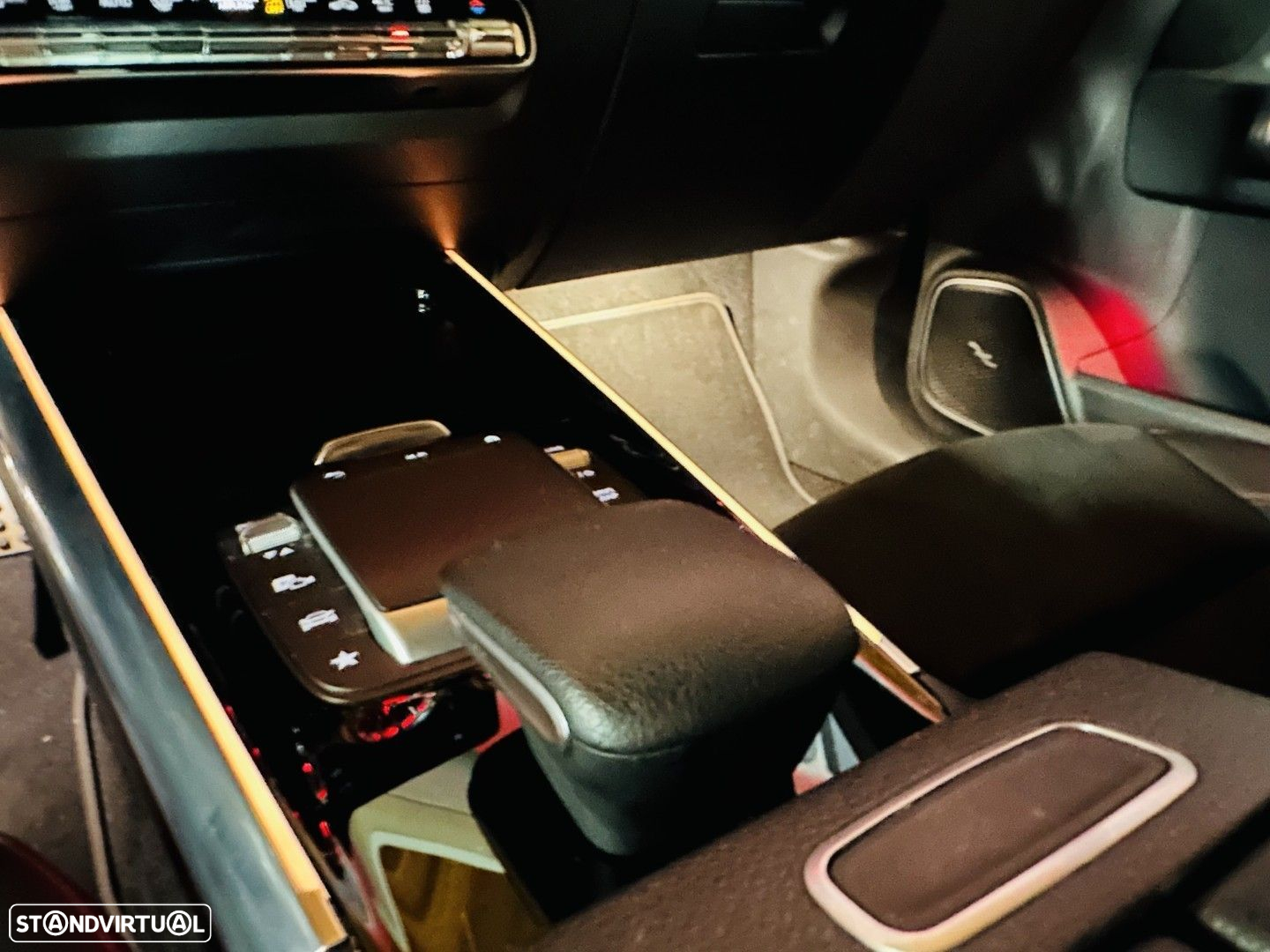 Mercedes-Benz GLA 250 e AMG Line - 26