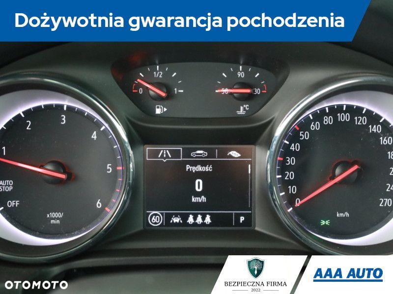 Opel Insignia - 10