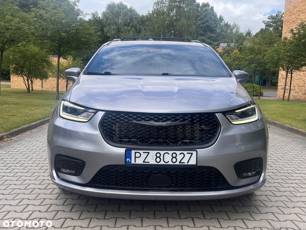 Chrysler Pacifica - 6